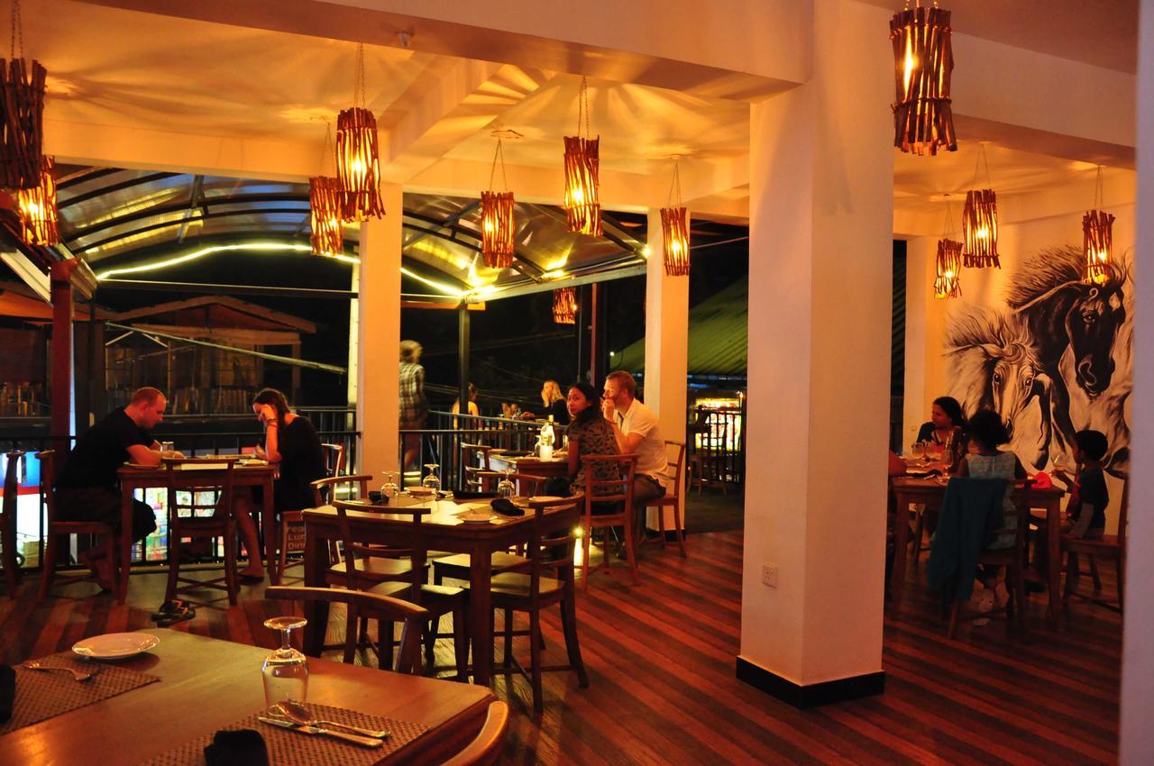 Hotel Oak Ray La Ella Breeze Exterior foto